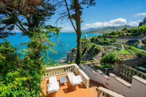 Lighthouse View Villa with Sea View Terrace and Garden